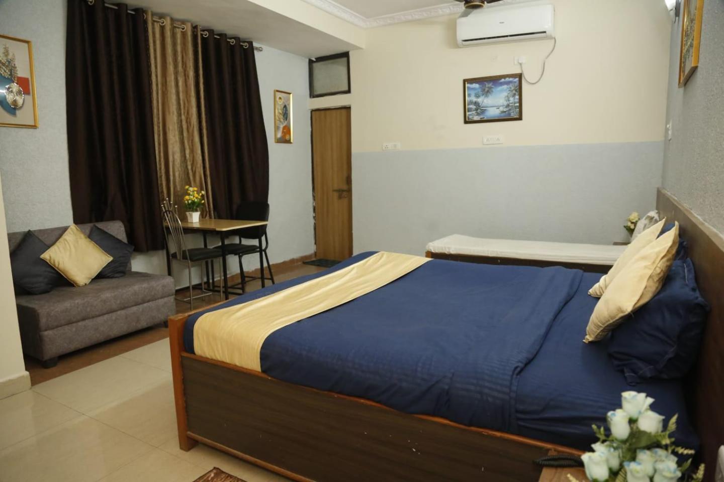 Sandalwood Vibes Bhopal Exterior photo